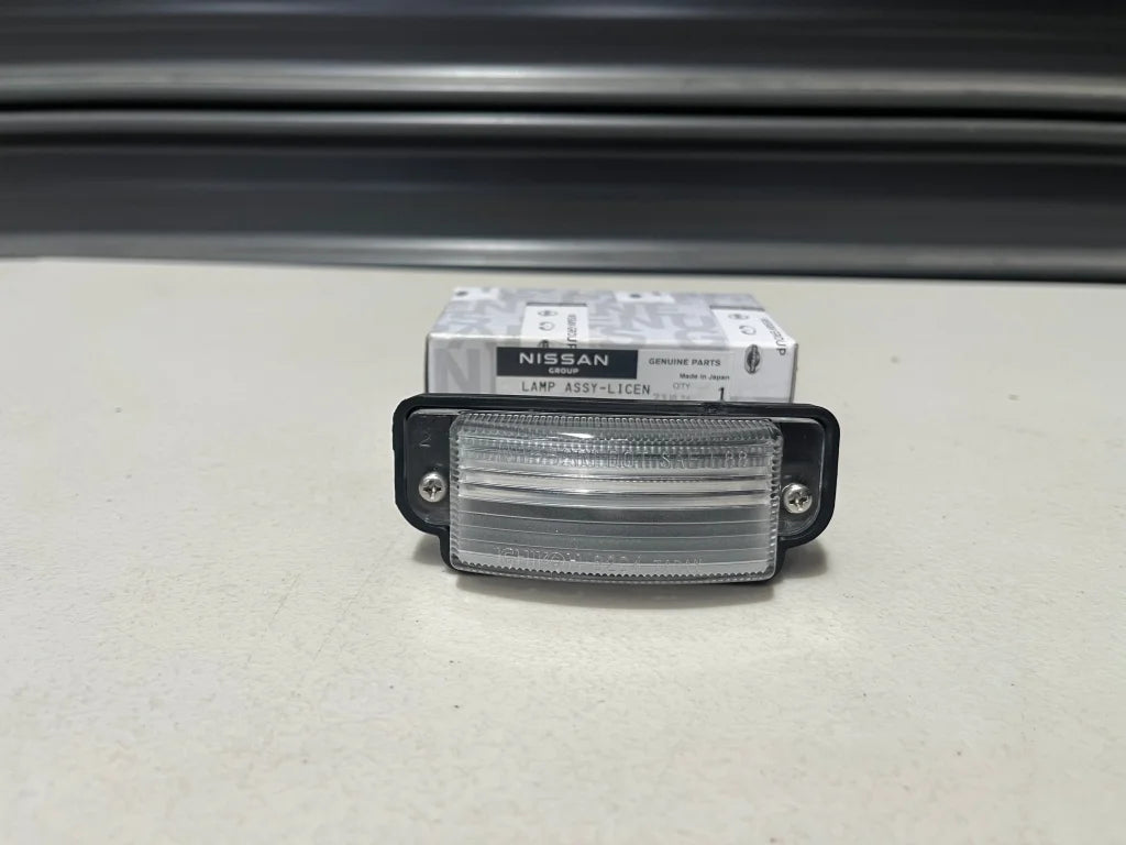 License Plate Lamp Assembly To Suit Nissan R32 Models 26510-60U00 Electrical