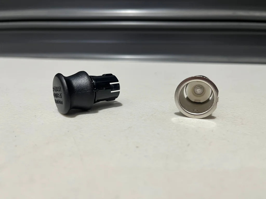 Lighter Assembly To Suit Nissan R35 Gtr / 370Z 25331-2Y90A Electrical
