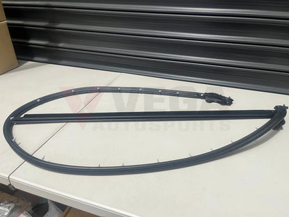 Lower Door Weatherstrip Lhs To Suit Nissan R35 Gtr 80831-62B0A Body Mouldings / Seals