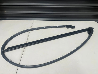 Lower Door Weatherstrip Rhs To Suit Nissan R35 Gtr 80830-62B0A Body Mouldings / Seals