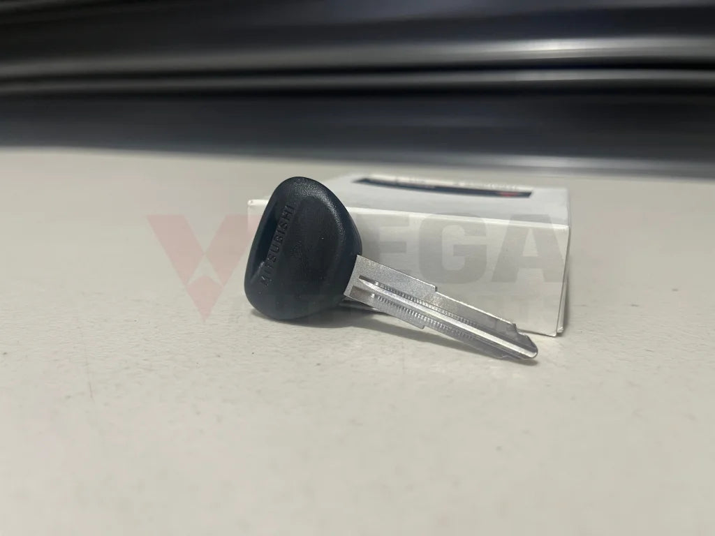 Master Key to suit Mitsubishi Lancer Evolution 4 / 5 / 6 Airtrek CU2W / CU4W FTO DE3A MB852312 Interior