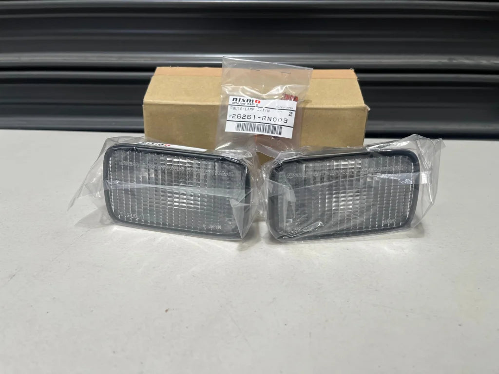 Nismo Front Indicator Set (Clear) - To Suit Nissan Skyline R34 Gtr / 20Gt 25Gt 25Gt-4 25Gt-T Gt-V