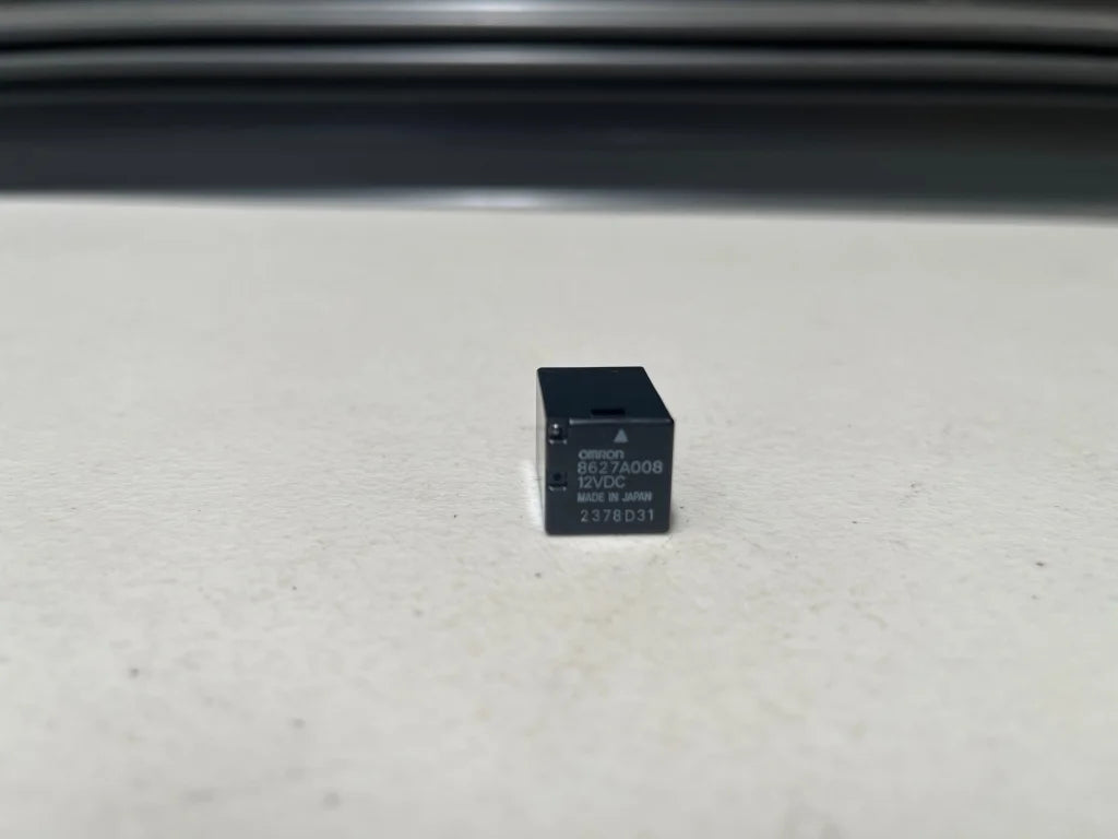 Oem A/C Control Equipment Relay To Suit Mitsubishi Lancer Evolution 8 / 9 Mr538851 8627A008