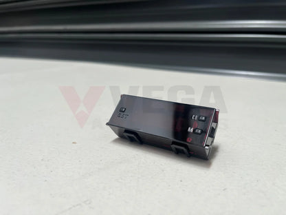 Oem Clock To Suit Mitsubishi Lancer Evolution 8 / 9 Mr962799 Electrical