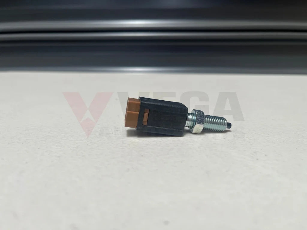 Oem Cruise Control Cancel Switch - Clutch Pedal To Suit Nissan 370Z 25300-62J0E Electrical