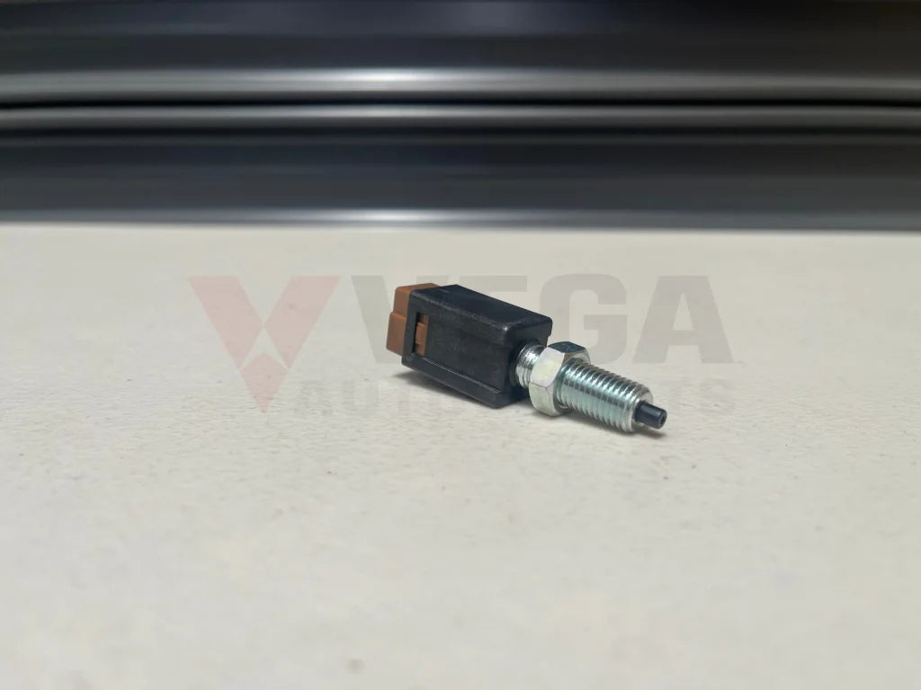 Oem Cruise Control Cancel Switch - Clutch Pedal To Suit Nissan 370Z 25300-62J0E Electrical