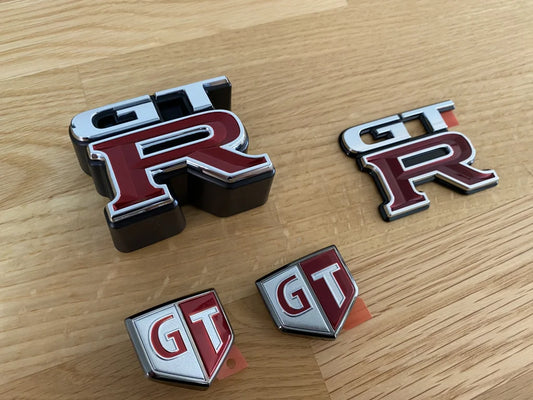 OEM Emblem Set to suit Nissan Skyline R34 GTR - Vega Autosports