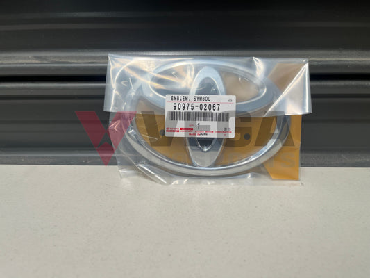 OEM Grille Toyota Logo Emblem Badge suitable for Landcruiser 76 78 79 Series VDJ 90975-02067 - Vega Autosports