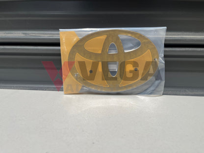 OEM Grille Toyota Logo Emblem Badge suitable for Landcruiser 76 78 79 Series VDJ 90975-02067 - Vega Autosports