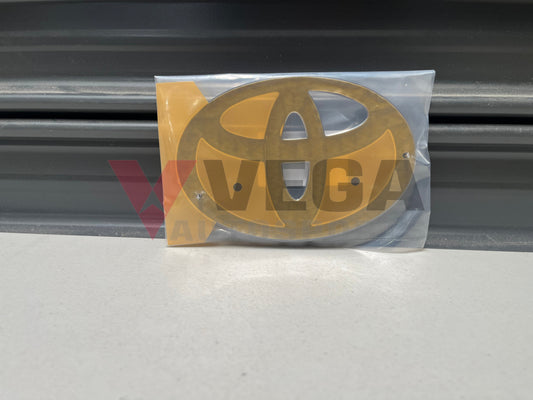 OEM Grille Toyota Logo Emblem Badge suitable for Landcruiser 76 78 79 Series VDJ 90975-02067 - Vega Autosports