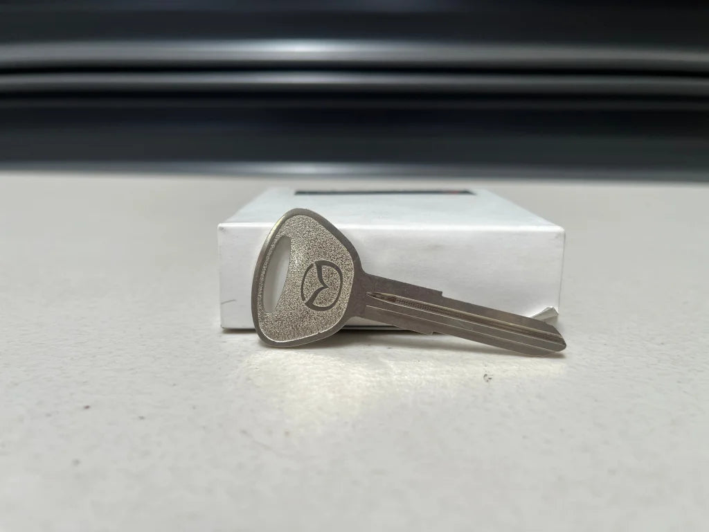 Oem Secondary Key Blank To Suit Mazda Rx7 Fd Series 7 & 8 (1997-2002) F1Y2-76-202 Interior