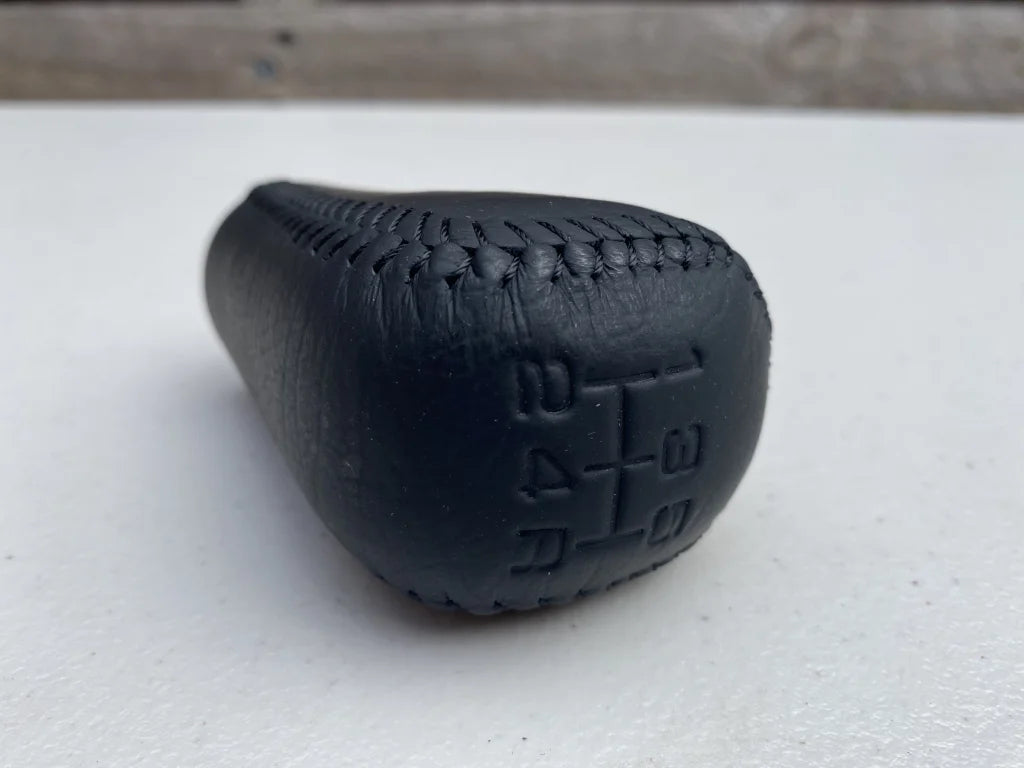OEM Weighted Leather Shift Knob to suit Mitsubishi Lancer Evolution 4 / 5 (5-Speed M10x1.25) - Vega Autosports