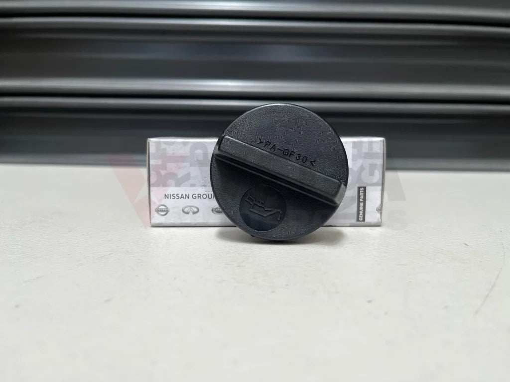 Oil Filler Cap To Suit Nissan S13 / S14 S15 R33 R34 C34 A31 N14 N15 N16 15255-1P103 Engine
