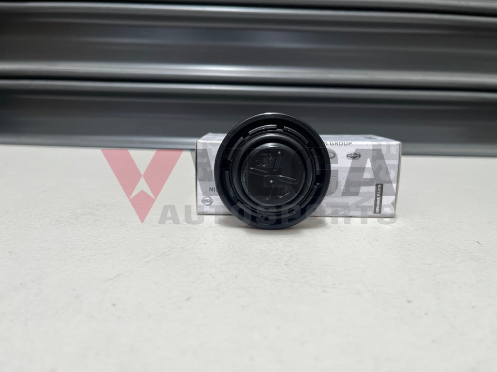 Oil Filler Cap To Suit Nissan S13 / S14 S15 R33 R34 C34 A31 N14 N15 N16 15255-1P103 Engine