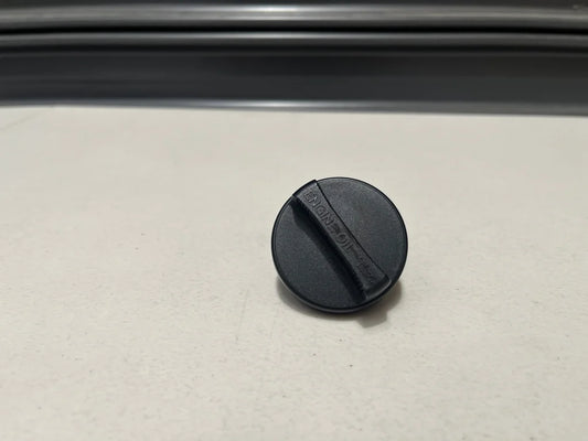 Oil Filler Cap To Suit Toyota Landcrusier Vdj76 78 79 200 4.5L 1Vdftv V8 12180-38010 Engine