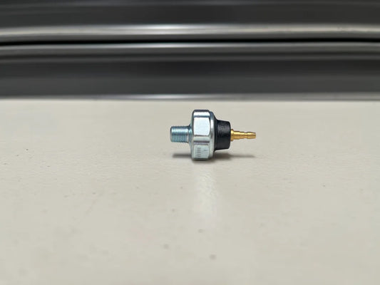 Oil Pressure Switch To Suit Datsun 1200 B10 B110 B310 240Z 510 A12 A15 L14 25240-G150A Electrical