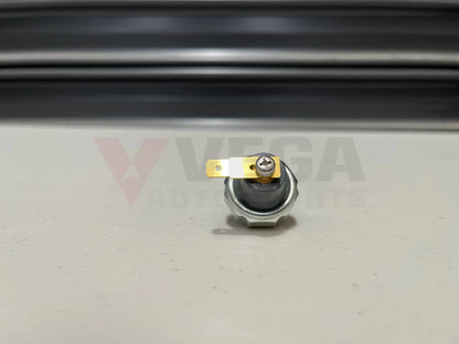 Oil Pressure Switch To Suit Mitsubishi Lancer Evolution 5 / 6 7 8 9 Cp9A Ct9A Electrical