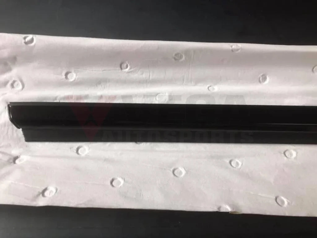 Outer Belt Mould (LHS) to suit Nissan Skyline R32 GTR / GTS-T / GTS - Vega Autosports