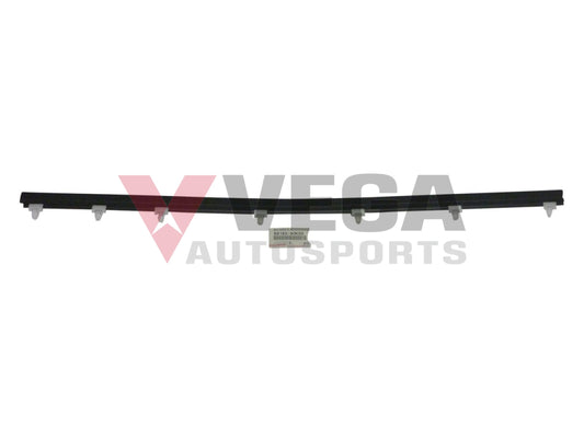 Outer Belt Mould (Right Front Door) To Suit For Landcruiser 70 75 78 79 68160-90K00 Exterior