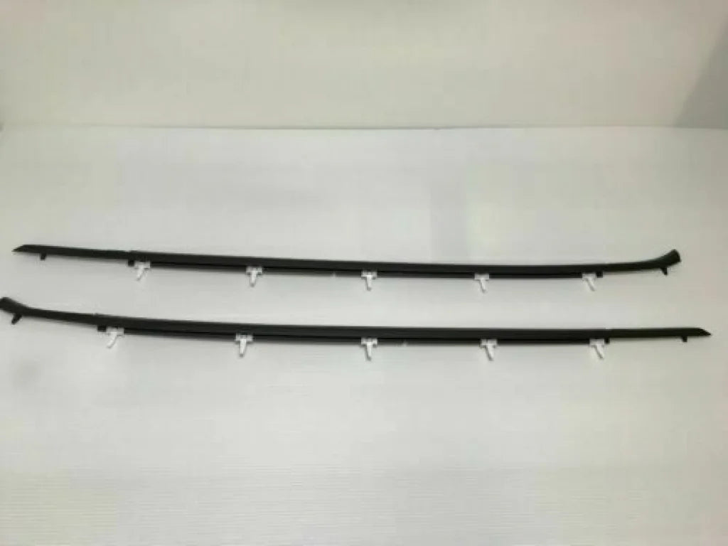 Outer Belt Mould Set (Rhs & Lhs) To Suit Mazda Rx7 Fd3S Fd0150640E / Fd0150650E Body Mouldings Seals