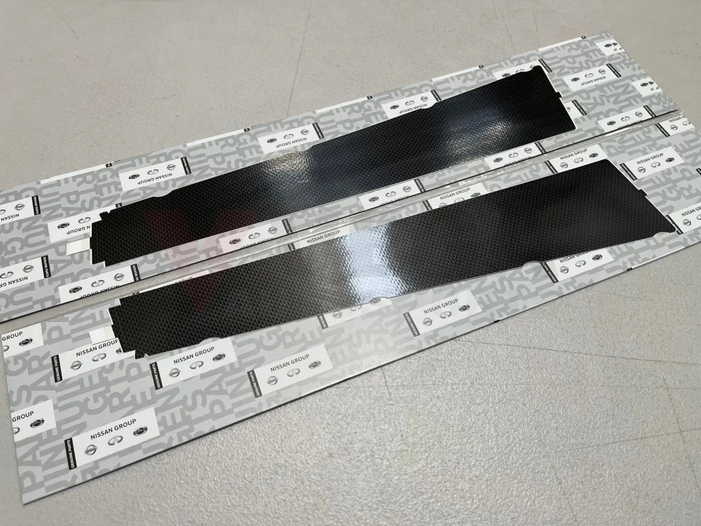 Outer Door Seal / Sticker RHS & LHS to suit Nissan Skyline R34 ENR34 ER34 HR34 Models - Vega Autosports