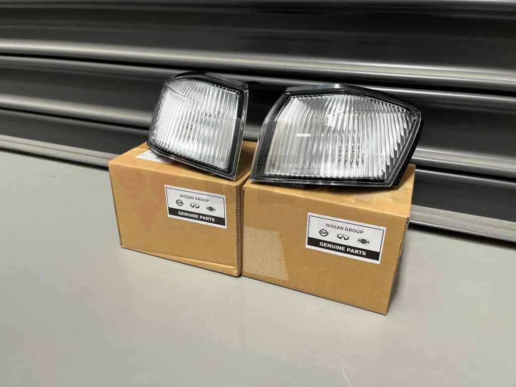 Parking Lamp Set (RHS & LHS) to suit Nissan Silvia S14 Series 2 - Vega Autosports
