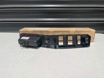 Power Window Switch Finisher (Front Rhs Driver) To Suit Nissan R33 Skyline 4 Door Models 80960-26U00