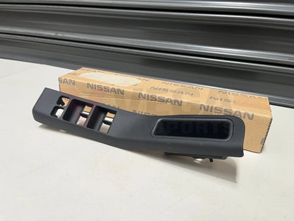 Power Window Switch Finisher (Front Rhs Driver) To Suit Nissan R33 Skyline 4 Door Models 80960-26U00