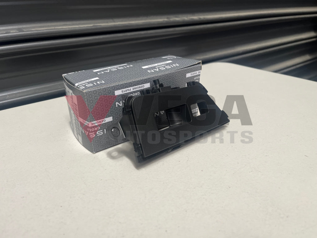 Power Window Switch Finisher (Lhs) To Suit Nissan R35 Gtr Dba 2011-2016 80961-Kb50A Interior
