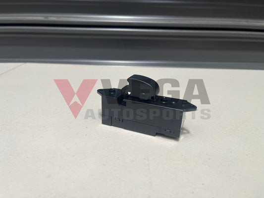 Power Window Switch (Front Passenger) to suit Mitsubishi Lancer Evolution 7 / 8 / 9 CT9A 8608A099 - Vega Autosports