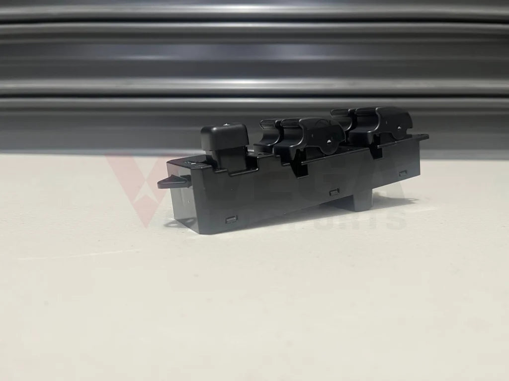 Power Window Switch (Front Rhs Driver) To Suit Mitsubishi Lancer Evolution 9 Ct9A 8608A097