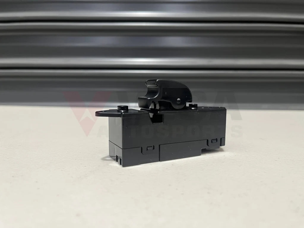 Power Window Switch (Rear Driver Rhs) To Suit Mitsubishi Lancer Evolution 7 / 8 9 Ct9A 8608A100