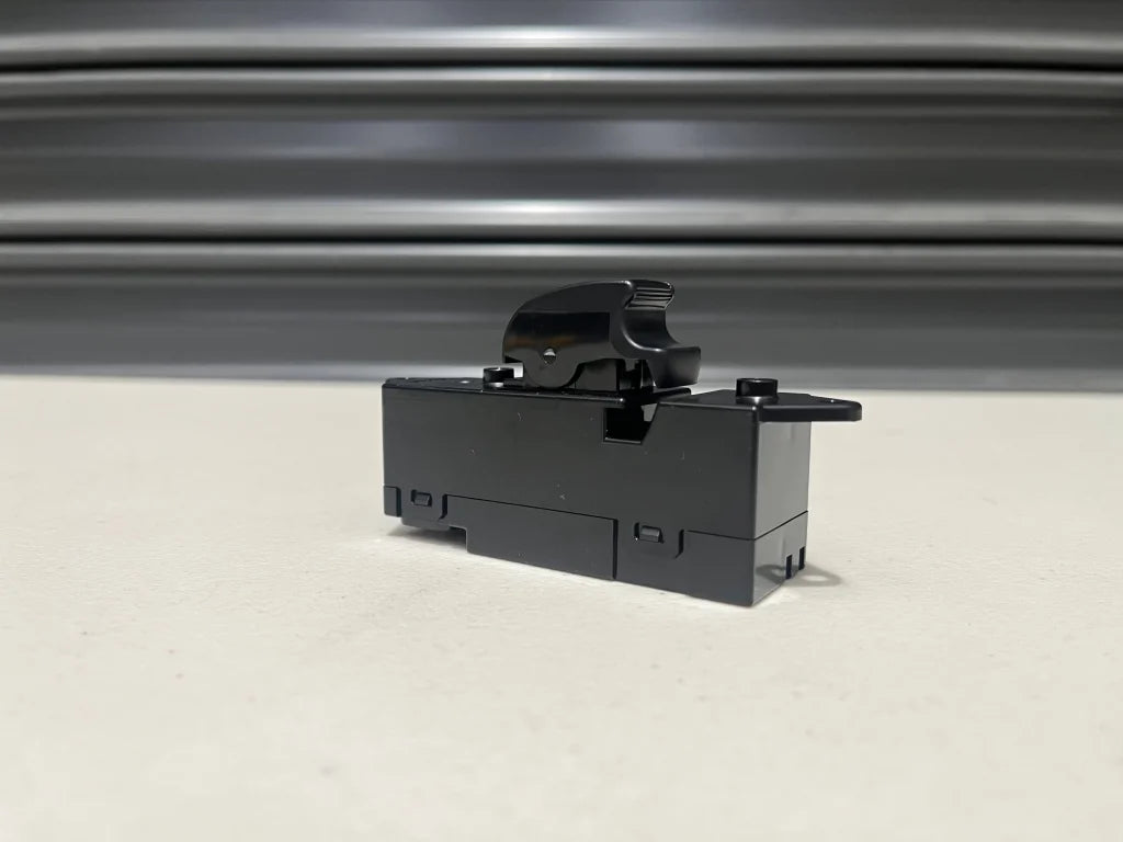 Power Window Switch (Rear Driver Rhs) To Suit Mitsubishi Lancer Evolution 7 / 8 9 Ct9A 8608A100