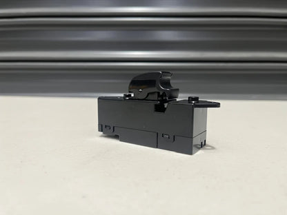 Power Window Switch (Rear Driver Rhs) To Suit Mitsubishi Lancer Evolution 7 / 8 9 Ct9A 8608A100