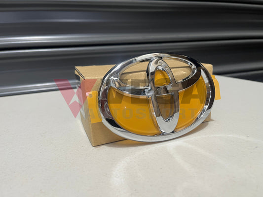 Radiator Grill Emblem to suit Toyota Landcruiser UZJ100 90975-02046 Emblems Badges and Decals