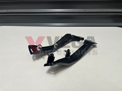 Rear Bumper Bracket (Rhs & Lhs) To Suit Nissan Skyline R32 Models 85220-04U00 / 85221-04U00 Exterior
