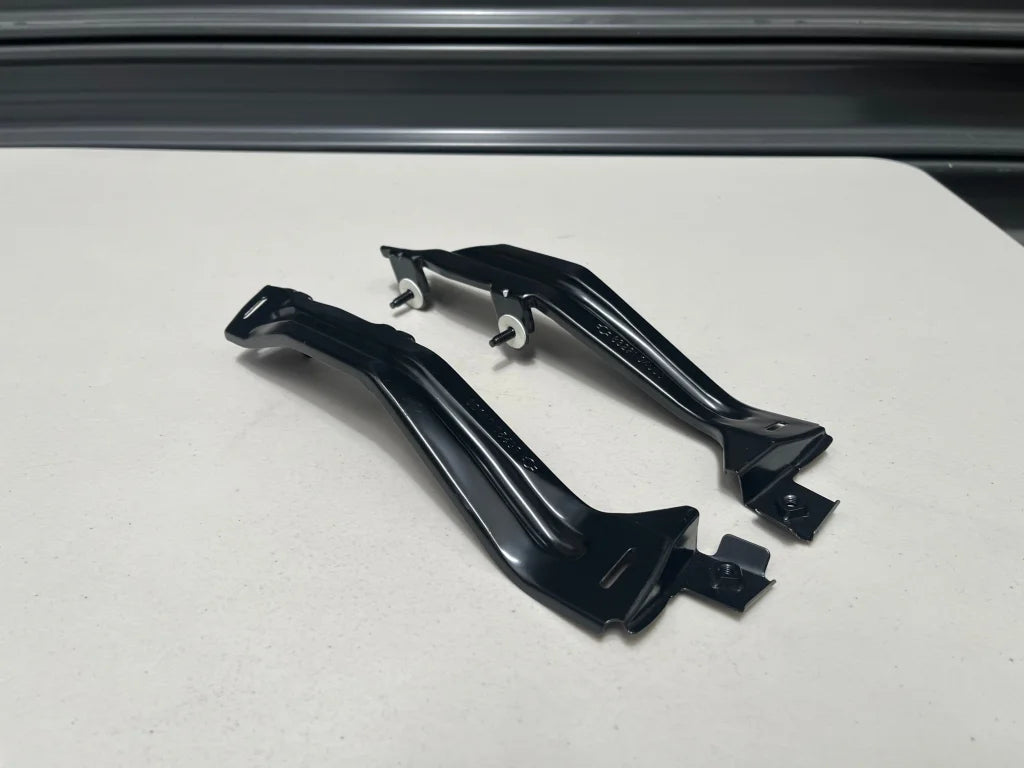 Rear Bumper Bracket (Rhs & Lhs) To Suit Nissan Skyline R32 Models 85220-04U00 / 85221-04U00 Exterior