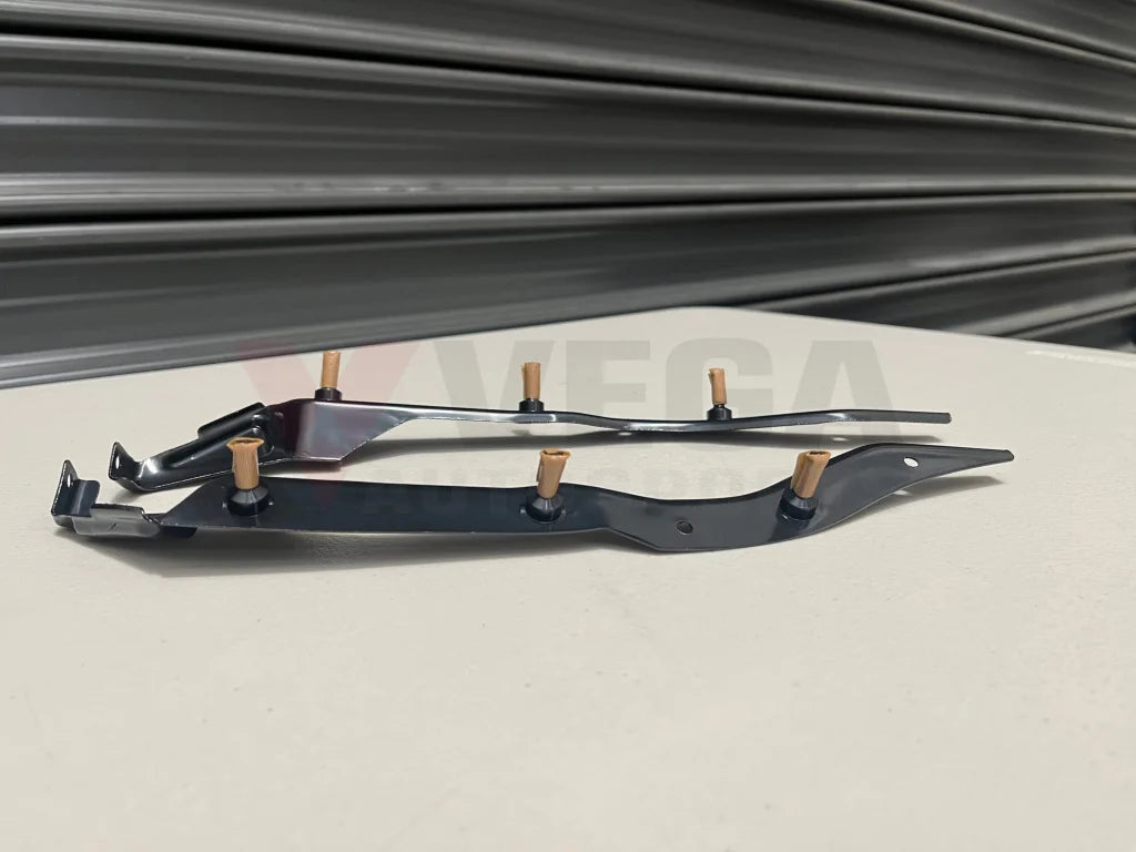 Rear Bumper Bracket (Rhs & Lhs) To Suit Nissan Skyline R33 Models 85220-22U00 / 85221-22U00 Exterior