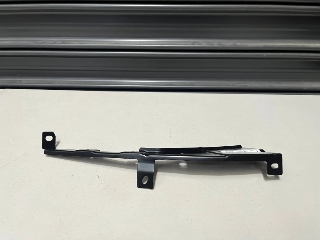 Rear Bumper Retainer Bracket (Lhs) To Suit Nissan Z 2023 + Rz34 85045-6Gp0A Exterior