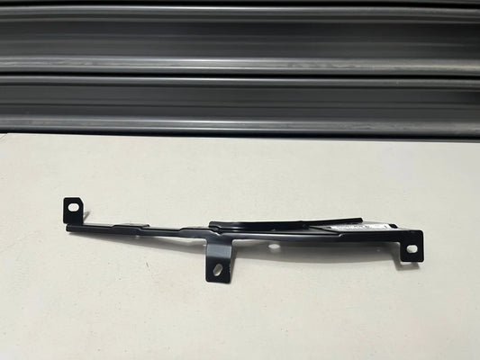 Rear Bumper Retainer Bracket (Lhs) To Suit Nissan Z 2023 + Rz34 85045-6Gp0A Exterior