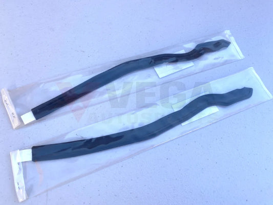 Rear Bumper to Rear Quarter Rubber RHS/LHS to suit R32 GTR, GTS-t, GTS, GTS4 - Vega Autosports