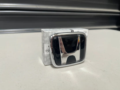 Rear Emblem "Honda" to suit Honda S2000 AP1 AP2 *NH547* 75701-S2A-000ZB *Discontinued* - Vega Autosports