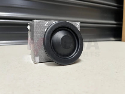 Rear Floor Plug / Grommet 68Mm To Suit Nissan Silvia S13 S14 S15 Skyline R33 R34 74816-4P000 Nuts
