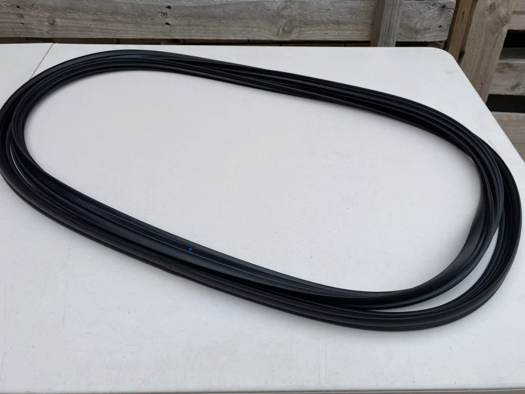 Rear Hatch Weatherstrip to suit Nissan 180SX RPS13 - Vega Autosports