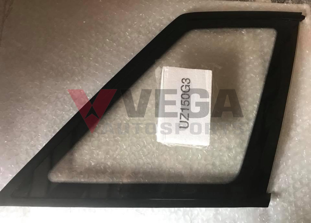Rear Quarter Glass & Moulding (RHS) to suit Nissan Skyline R32 GTR (All) - Coupe - Vega Autosports