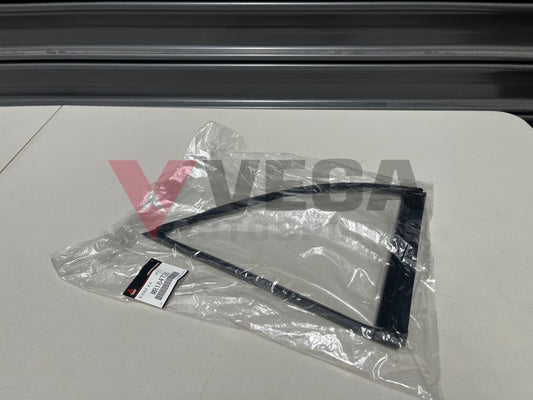 Rear Quarter Glass Weatherstrip Rhs To Suit Mitsubishi Lancer Evo 4 / 5 6 Mr184726 Exterior