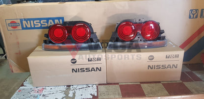 Rear Tail Light Assembly RHS / LHS to suit Nissan Skyline R33 GTR (Series 1/2) / GTS-t / GST - Vega Autosports