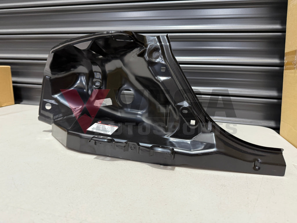 Rear Tail Light Panel LHS to suit Mitsubishi Lancer Evolution 7 / 8 / 9 MR592937 Body Panels