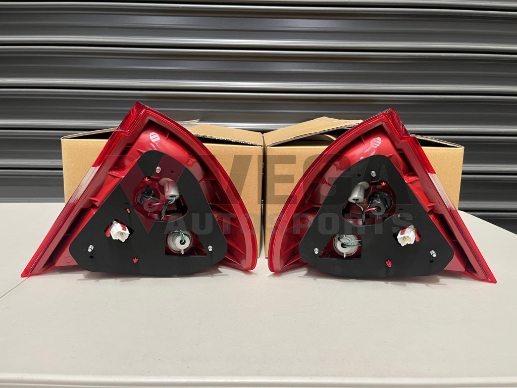 Rear Tail Light Set (Rhs & Lhs) To Suit Mitsubishi Lancer Evolution 5 / 6 6.5 Mr376899 Mr376900