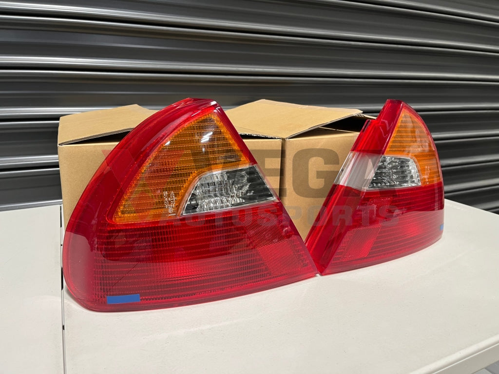 Rear Tail Light Set (Rhs & Lhs) To Suit Mitsubishi Lancer Evolution 5 / 6 6.5 Mr376899 Mr376900